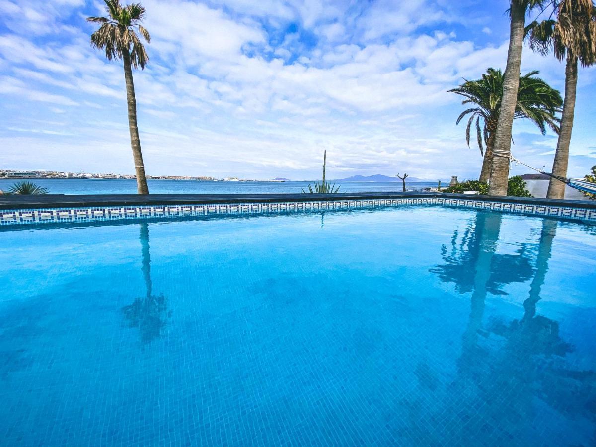 Villa Los Flamencos By Veaco- Beachfront & Pool Corralejo Dış mekan fotoğraf
