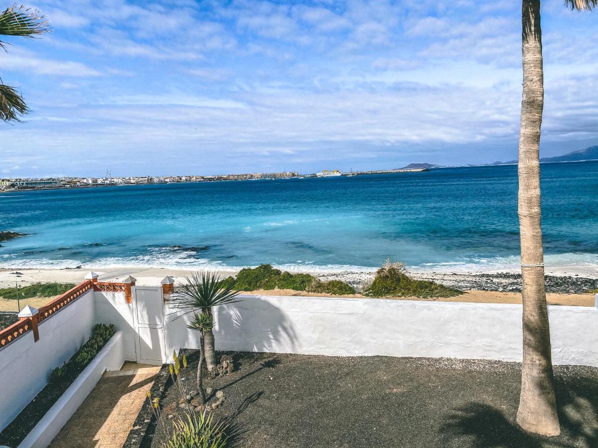 Villa Los Flamencos By Veaco- Beachfront & Pool Corralejo Dış mekan fotoğraf